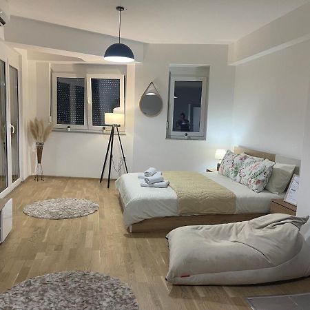 R&B Apartment City Center Охрид Екстериор снимка